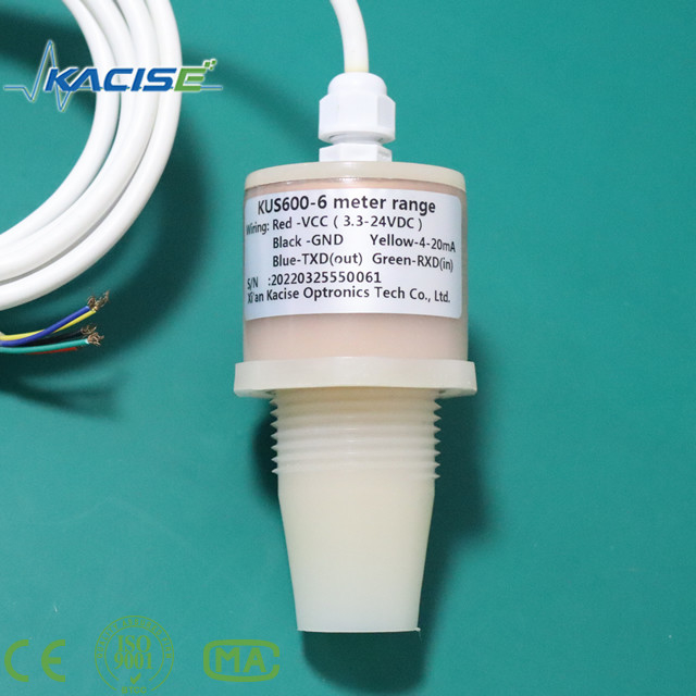 Bộ cảm biến siêu âm KUS600 được làm bằng vật liệu PVDF / PTFE được sử dụng để đo khoảng cách và mức độ chất lỏng.