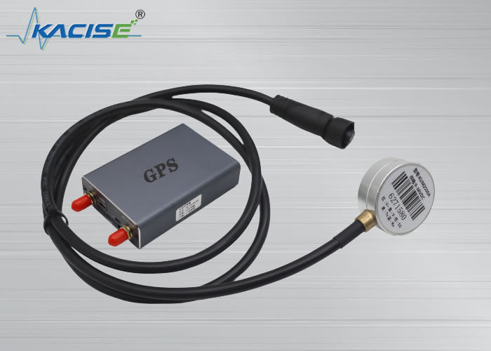 KUM2500A Cảm biến mức nhiên liệu siêu âm độ phân giải cao 0,1mm với bảo vệ IP67 và giao diện RS232/RS485/TTL