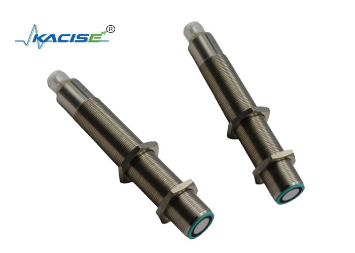 RS232 đầu ra 1m Máy đo mức độ siêu âm 40KHZ Tần số IP67 Cảm biến mức độ nước bể