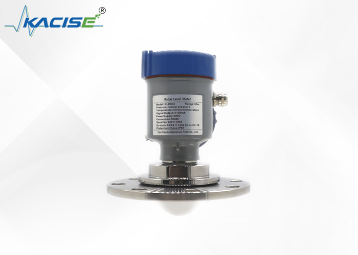 Máy đo mức radar với màn hình kỹ thuật số được sử dụng để giám sát mức hồ chứa