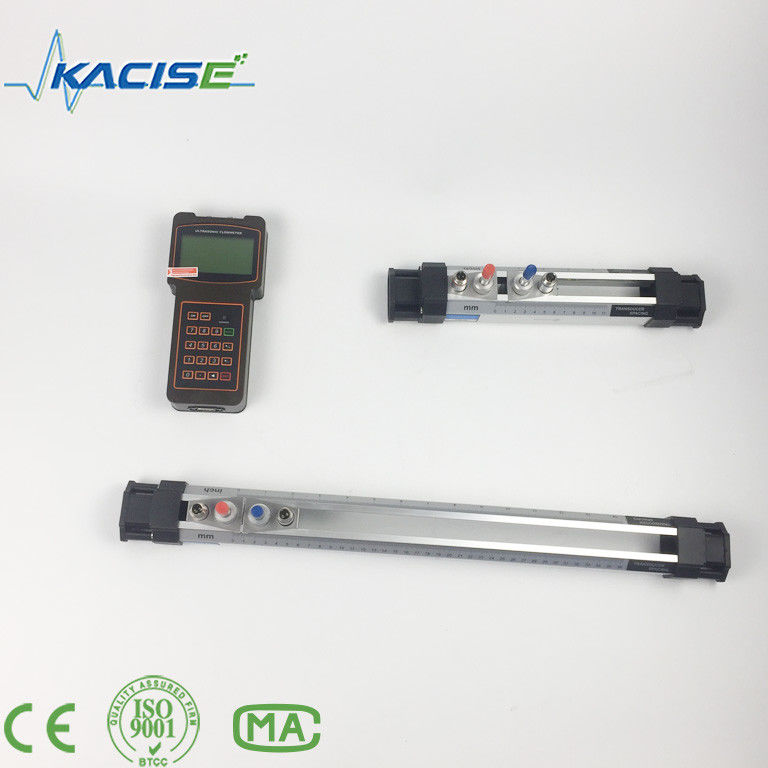Độ chính xác cao 1.0% Máy đo lưu lượng siêu âm với nhiệt độ tùy chỉnh và kẹp khi cài đặt
