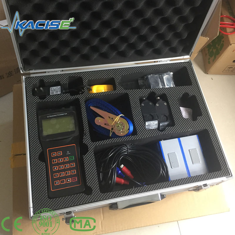 Độ chính xác cao 1.0% Máy đo lưu lượng siêu âm với nhiệt độ tùy chỉnh và kẹp khi cài đặt