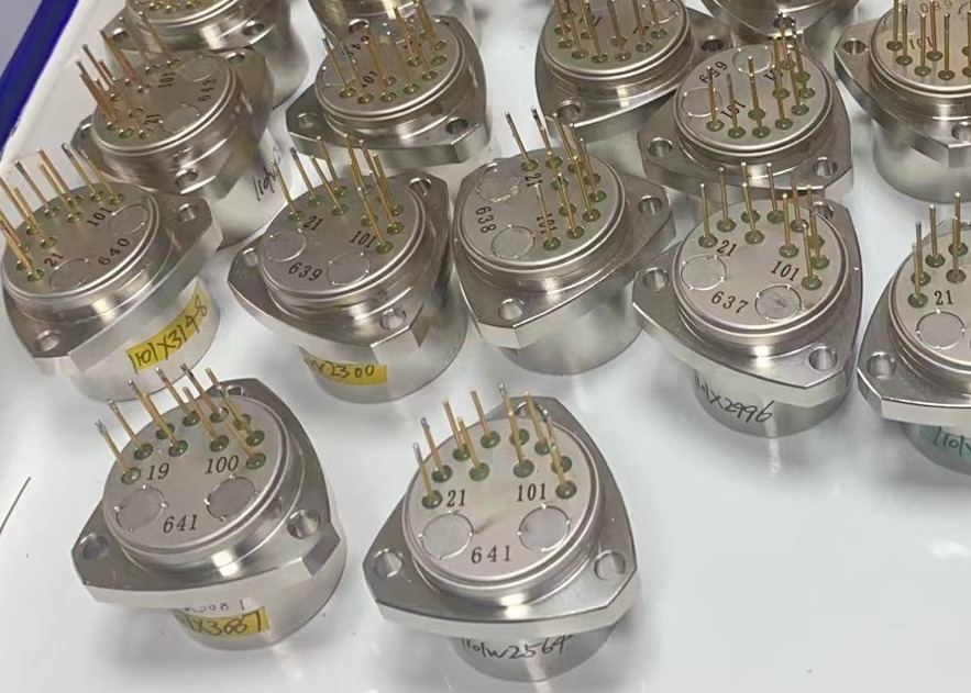 Độ chính xác tuyến tính≤40 μg/g2 Cảm biến gia tốc để đo cú sốc và rung động