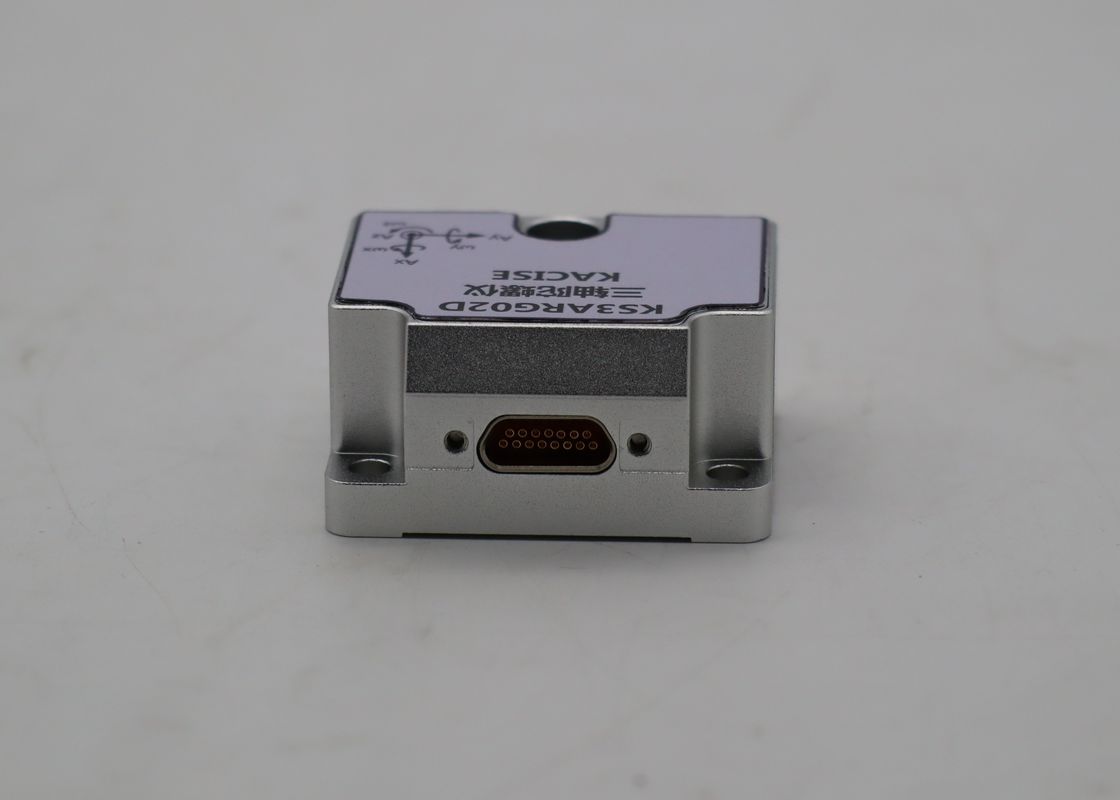 Bộ cảm biến vòng xoáy ba trục MEMS với ± 500 (( ゚ / s) Range ≤ ± 0.1 (( ゚ / s) Bias và Tốc độ cập nhật dữ liệu 2000Hz