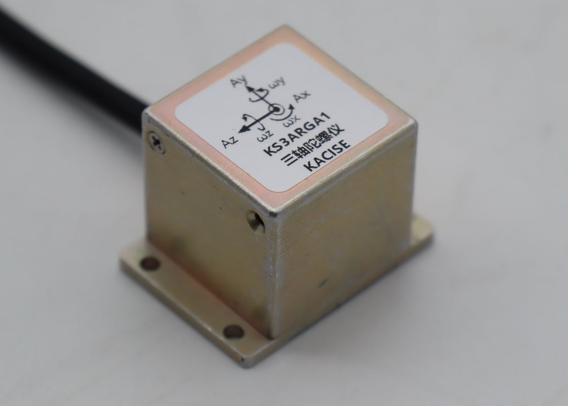Bộ cảm biến vòng xoáy điện tử phổ quát ba trục với ≤ 0,05%FR Không tuyến tính Khởi động nhanh ≤ 20ms và Phạm vi nhiệt độ rộng -45 ̊+80 °C