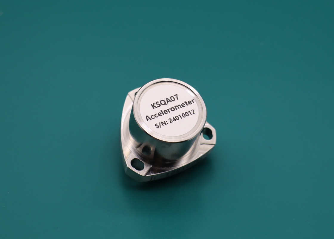 Cảm biến gia tốc độ nhạy cảm để phát hiện rung động chính xác với độ thiên vị ≤5mg Và độ nhạy nhiệt độ thiên vị ≤10μg/°C