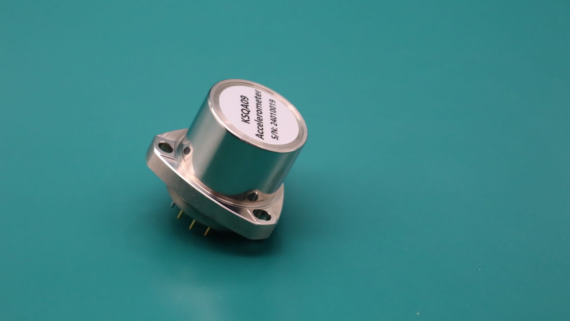 Máy tăng tốc chính xác với độ phân giải ≤5μg để theo dõi rung động ở -45 °C ~ + 80 °C và ≤ 80g trọng lượng