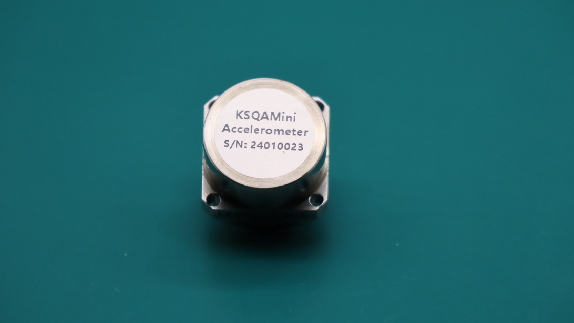 Cảm biến gia tốc tuyến tính chống sốc chính xác để theo dõi rung động - Phạm vi nhiệt độ rộng, sốc 1000g