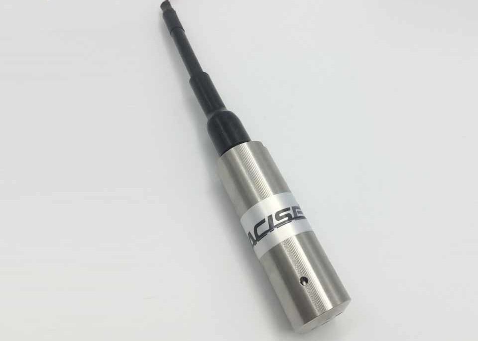 Cảm biến mức áp suất tiêu chuẩn với độ chính xác 0,25% 0,5% 1,0% cho các ứng dụng dầu nước nhiên liệu nước thải và biển