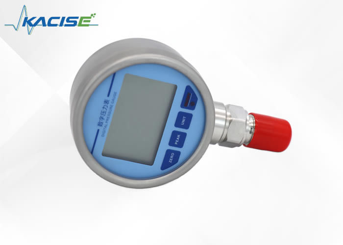 Máy đo áp suất kỹ thuật số chính xác với xếp hạng IP65, bảo vệ áp suất cao và đèn nền LCD lớn