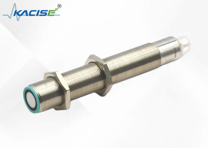 RS232 đầu ra 1m Máy đo mức độ siêu âm 40KHZ Tần số IP67 Cảm biến mức độ nước bể