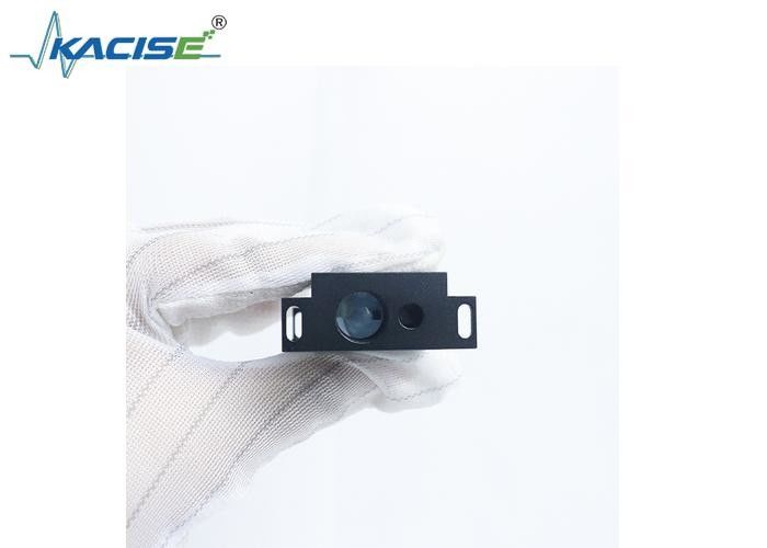 Cảm biến khoảng cách laser chính xác cao ± 1mm với phạm vi 40m và laser lớp II để đo chính xác