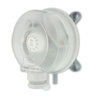 Công tắc chênh lệch áp suất Dwyer ADPS-03-2-N với nút ném hai cực đơn để giám sát bộ lọc không khí và bảo vệ quá nhiệt