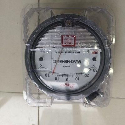 Dwyer Magnehelic 2300-60PA Đường đo áp suất khác biệt với phạm vi 60-0-60 Pa, độ chính xác ± 2% và Khung IP67