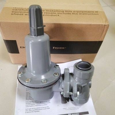 Máy điều chỉnh giảm áp suất khí 627 với 5 đến 500 psig phạm vi áp suất đầu ra van cứu trợ bên trong và thiết kế chống giả mạo