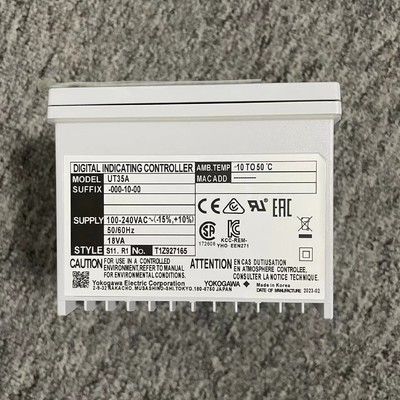 Bộ điều khiển nhiệt độ kỹ thuật số UT35A với màn hình LCD màu 14 đoạn, điều khiển trình tự bậc thang và giao tiếp Ethernet