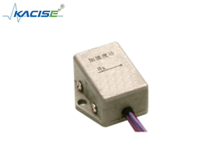 Cảm biến gia tốc tuyến tính chống va chạm với phạm vi đo rộng và kích thước nhỏ để kiểm soát sự ổn định của máy bay
