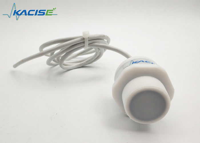 Máy truyền sóng siêu âm chính xác với phạm vi phát hiện 200mm-3000mm IP65 và điện áp hoạt động 24VDC